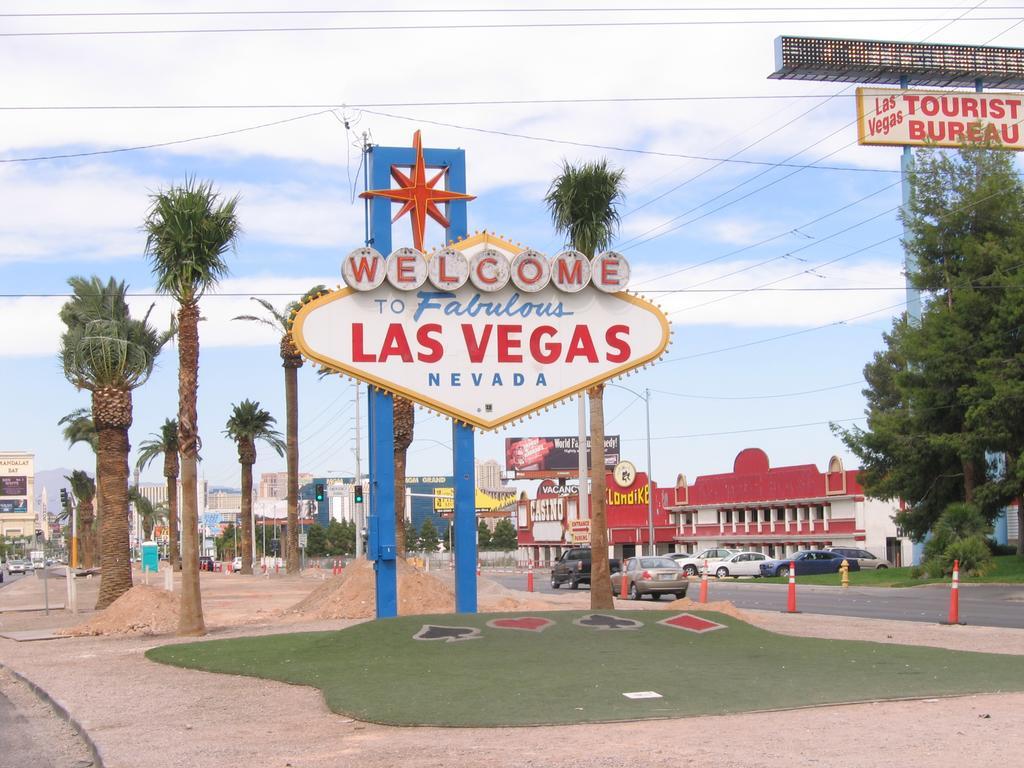 Wyndham Grand Desert Resort Las Vegas Eksteriør bilde